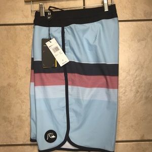 Quiksilver boardshorts